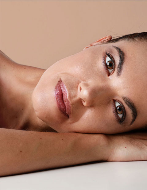 Beautiful woman photo